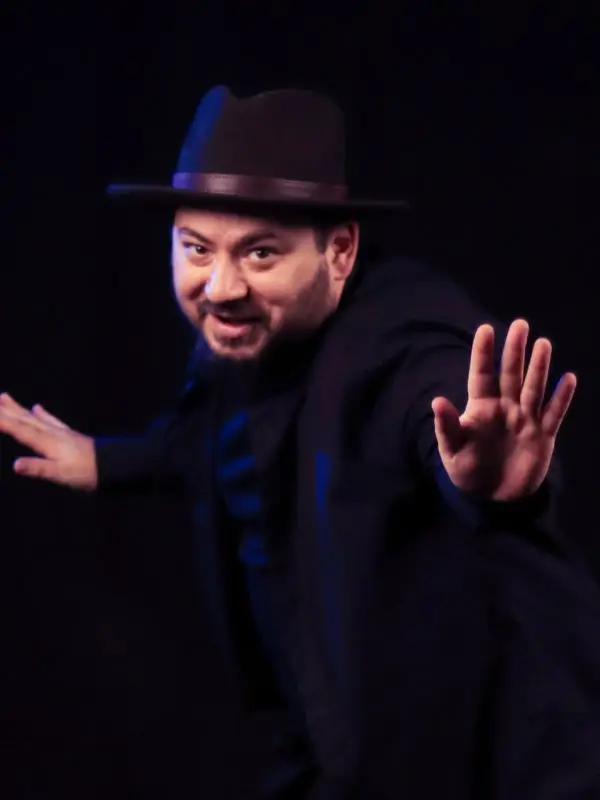 Tudor Trupa Jumi Juma Chitara Bass